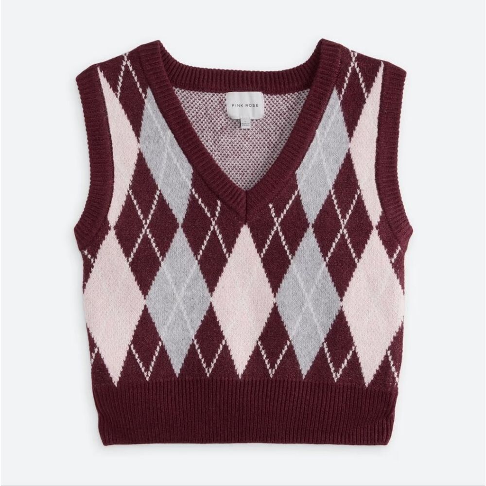 3332 NWT Pink Rose Conner Argyle V-Neck Sweater Vest Size Small